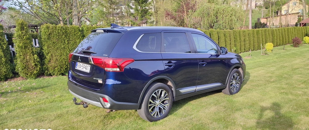 Mitsubishi Outlander cena 89000 przebieg: 116000, rok produkcji 2018 z Prószków małe 172